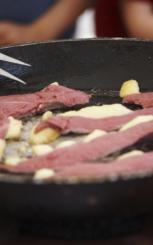 7195229308 3e034a5112 B[1]