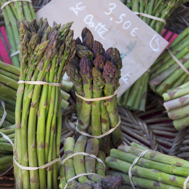 asparagi al mercato di Sarlat