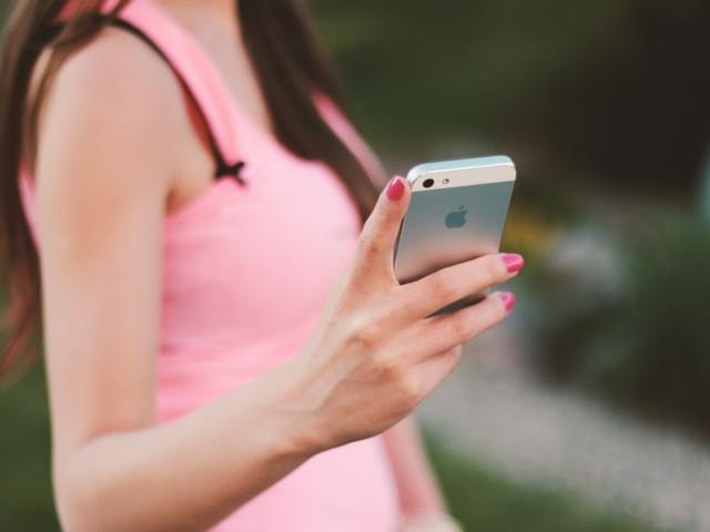 iphone-410316-1920.jpg